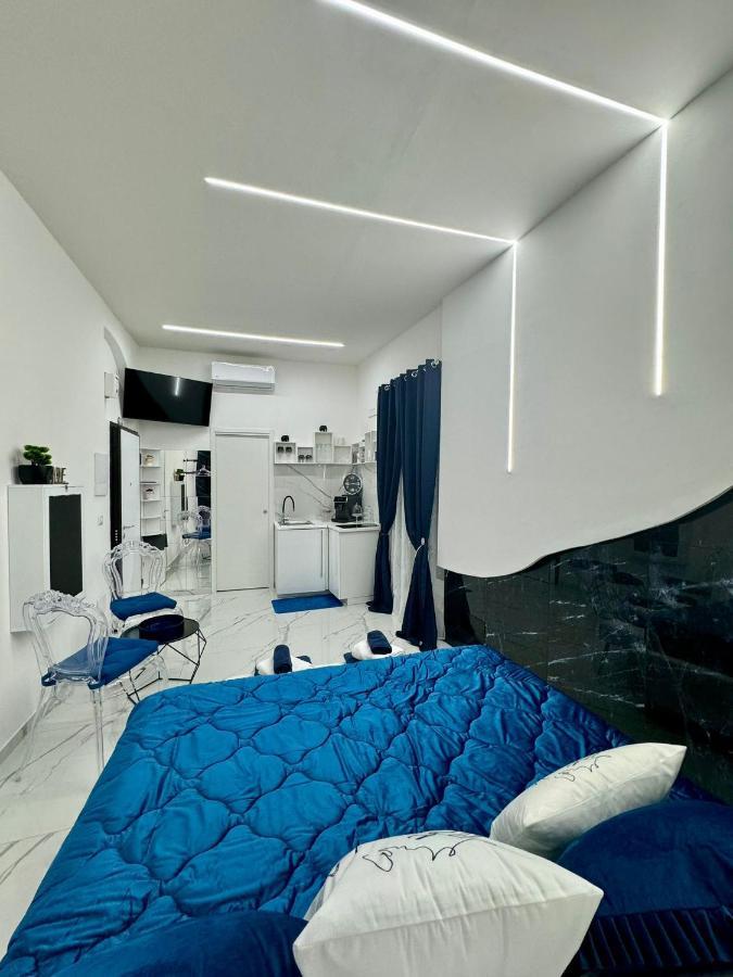 Onny'S House Bed & Breakfast Bari Exterior photo